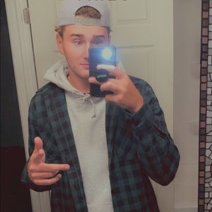 Meet your Posher, Chandler